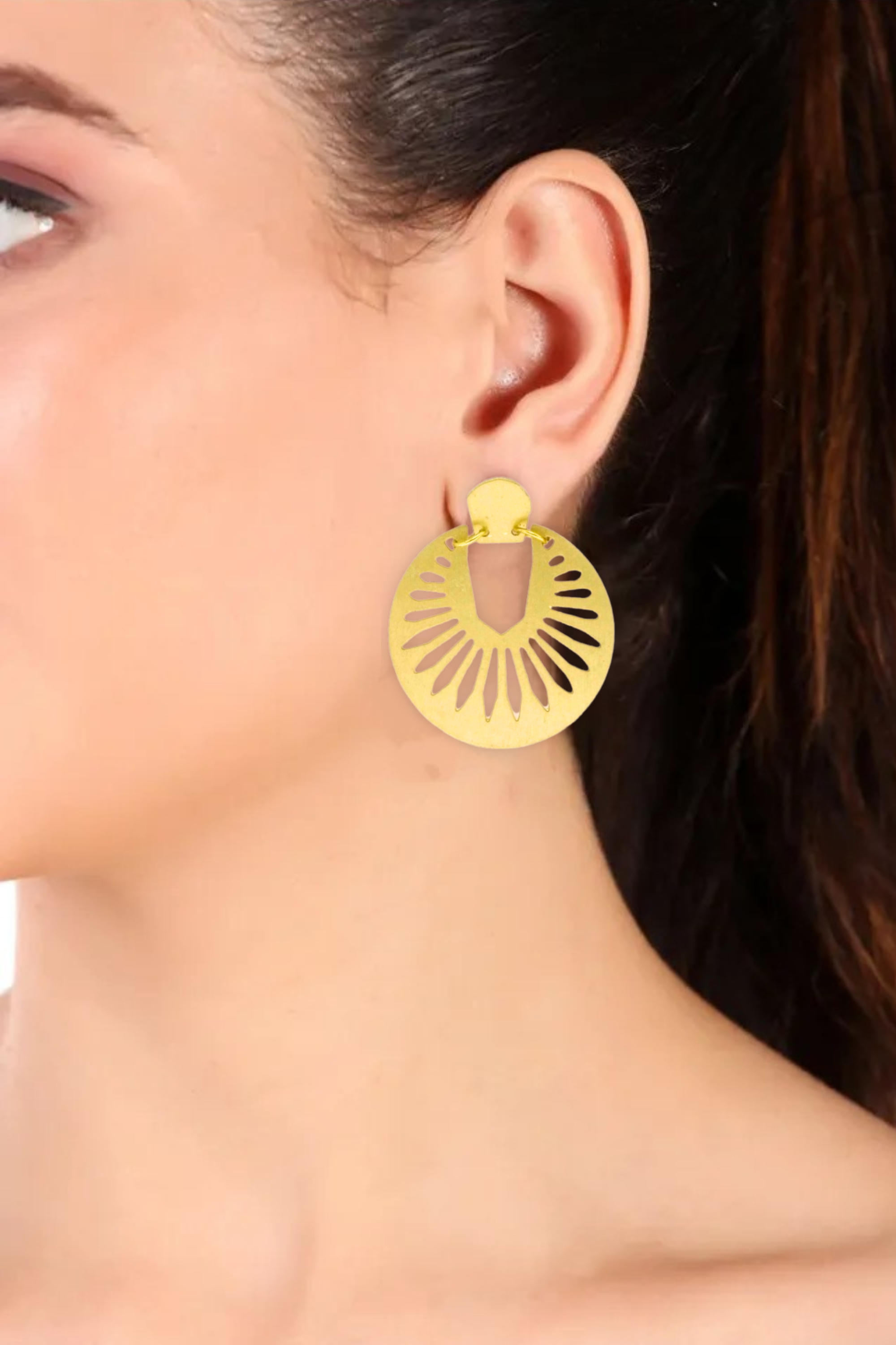 Naazia Earrings
