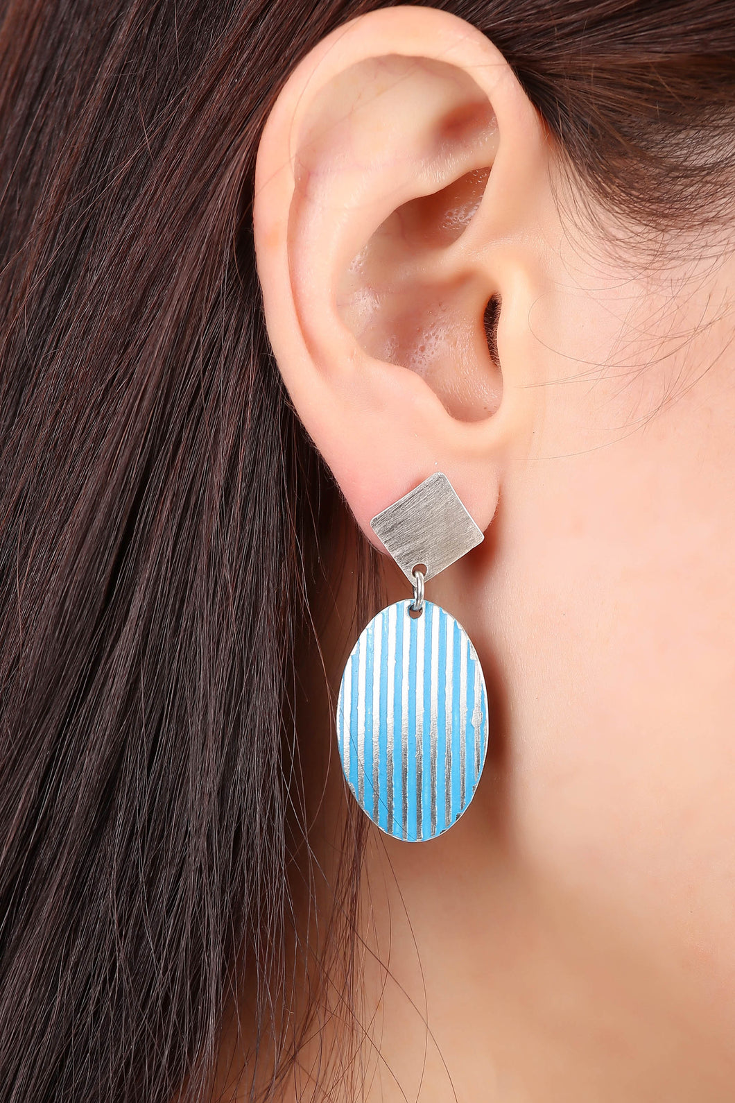 Hema Oval earrings, blue